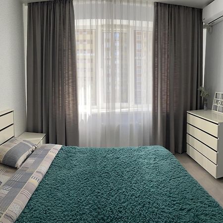 Сучасна Та Простора Квартира В Гарному Районі Міста Біля Парку Irpiň Exteriér fotografie